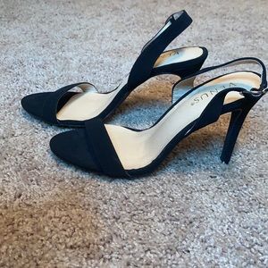 NWOT Venus Velvet 4” Stilettos